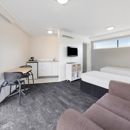 Cosmopolitan Hotel And Apartments Melbourne City Exterior foto