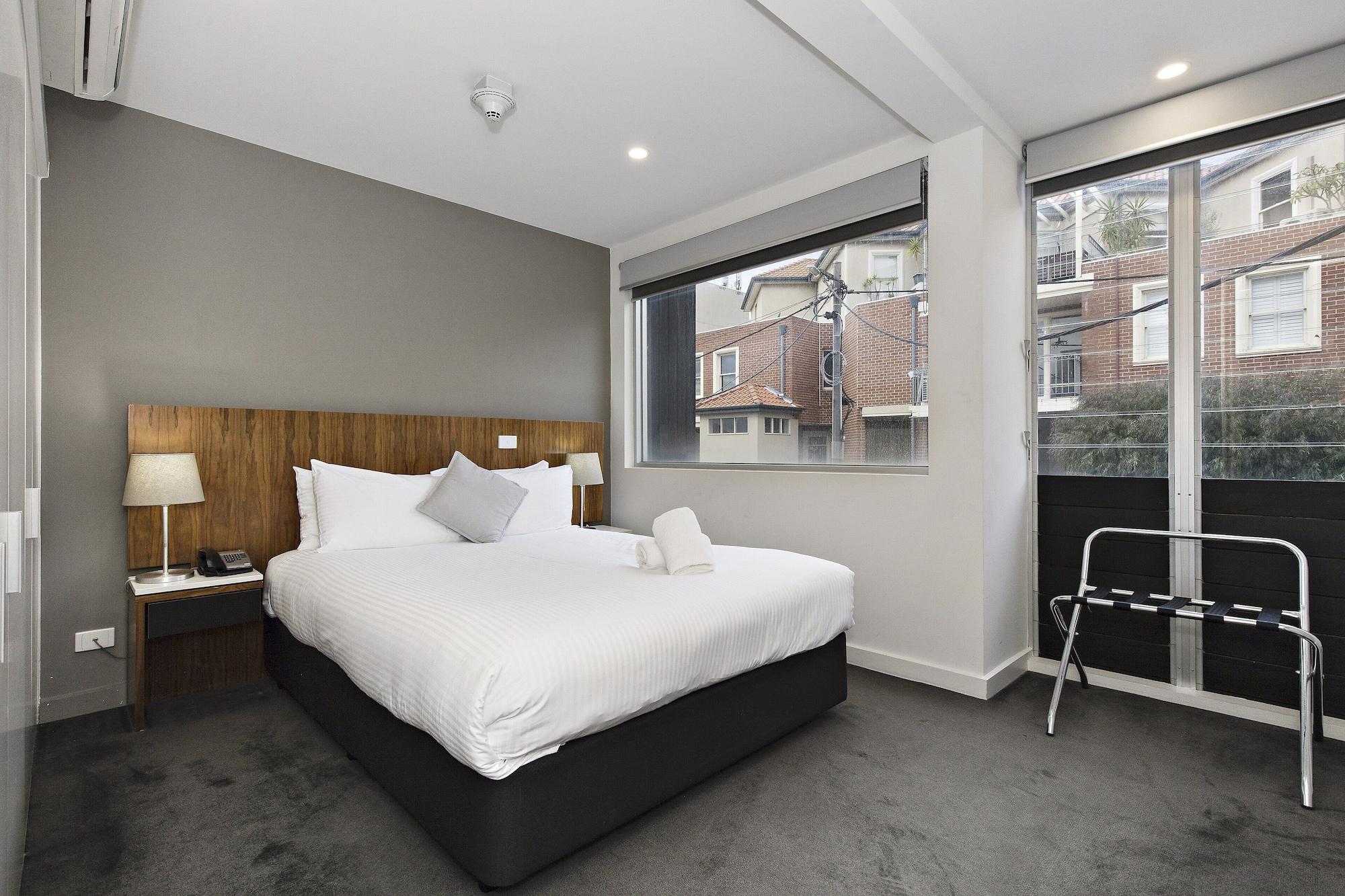 Cosmopolitan Hotel And Apartments Melbourne City Exterior foto