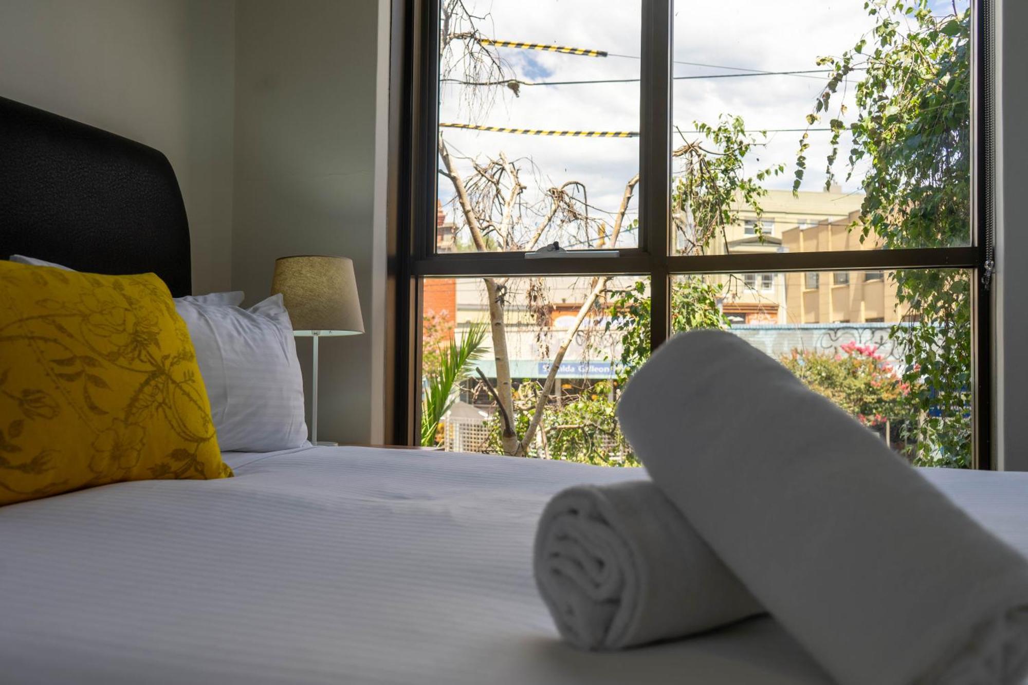 Cosmopolitan Hotel And Apartments Melbourne City Exterior foto